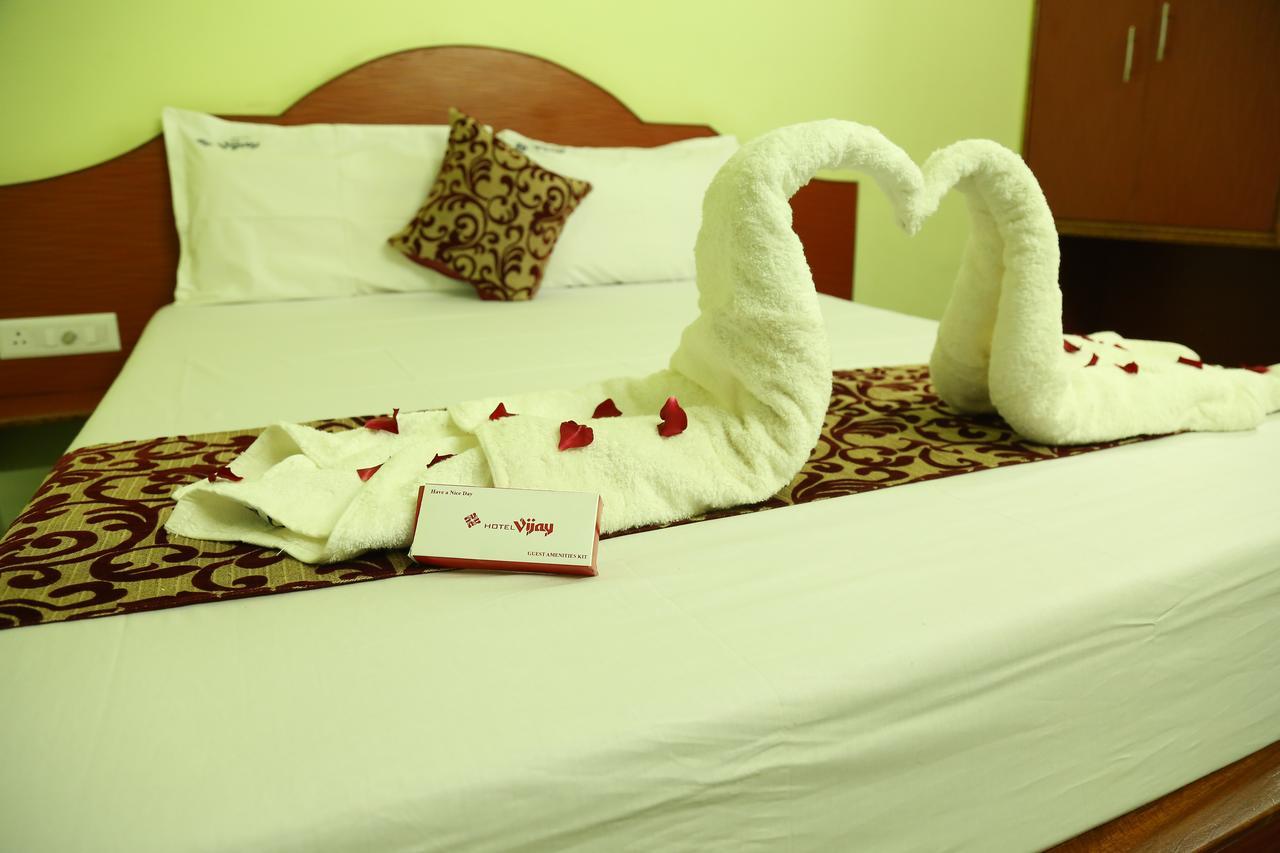Hotel Vijay โปลลาชี ภายนอก รูปภาพ