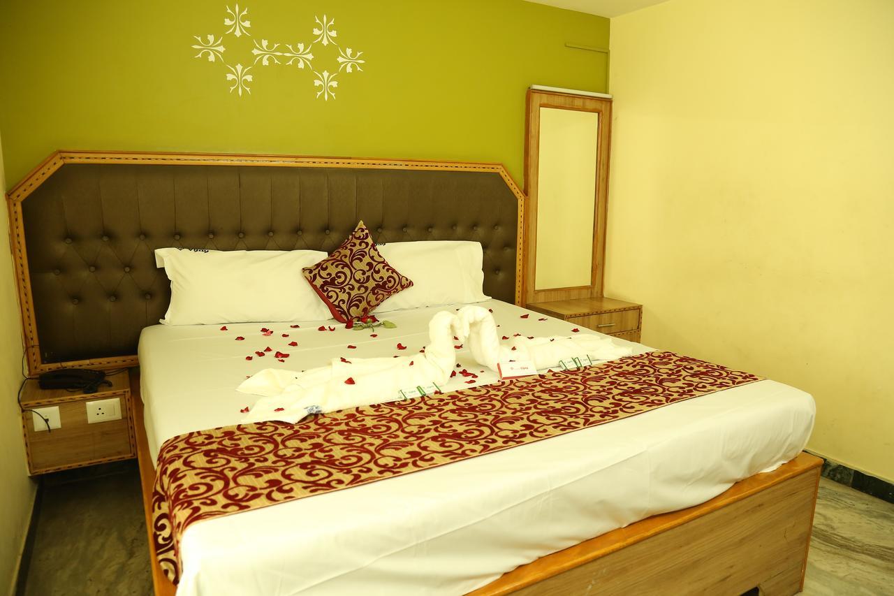 Hotel Vijay โปลลาชี ภายนอก รูปภาพ
