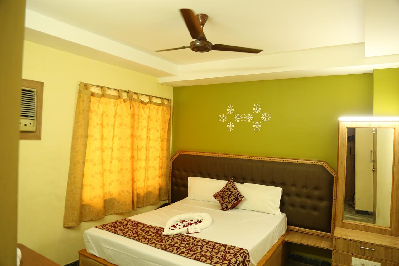 Hotel Vijay โปลลาชี ภายนอก รูปภาพ