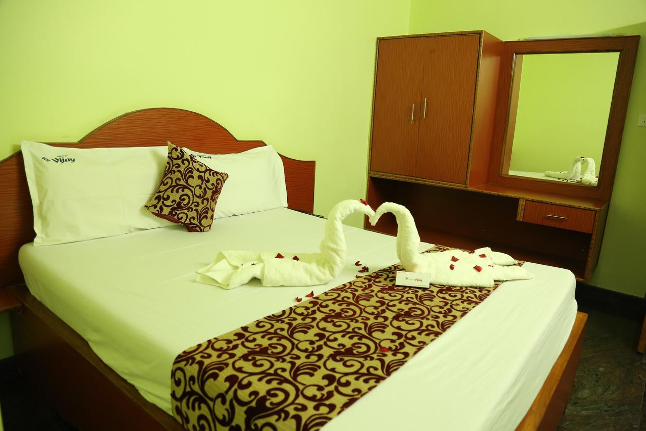Hotel Vijay โปลลาชี ภายนอก รูปภาพ
